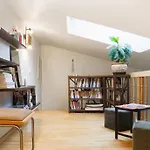 Penthouse With Great Panoramic View דירה *